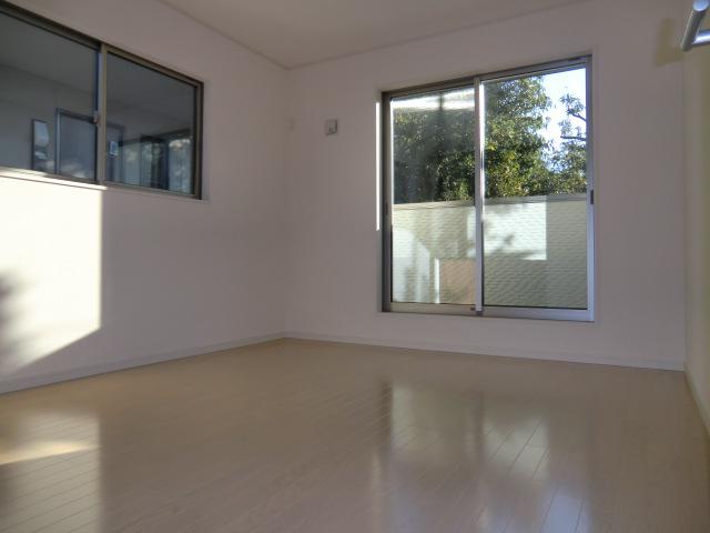 Non-living room. Indoor (11 May 2013) shooting the second floor Western-style room