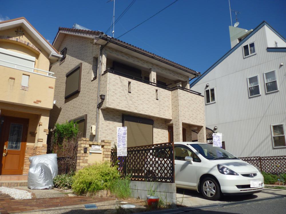 Local appearance photo. Local (10 May 2013) Shooting