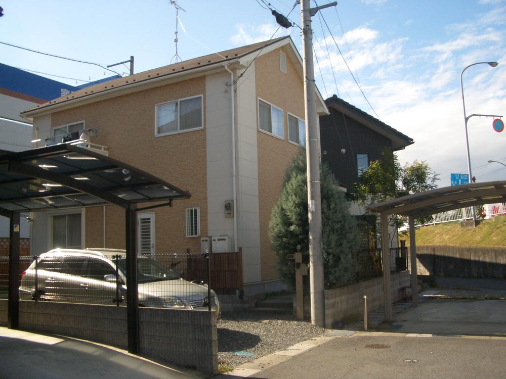 Local appearance photo