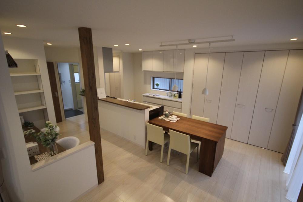 Local land photo. It is our example of construction.