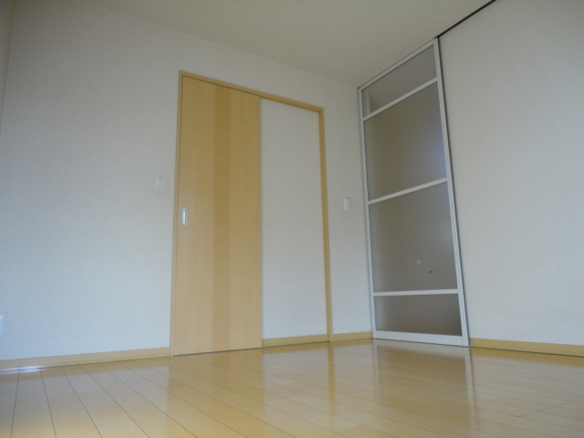 Other room space. It is a spacious bedroom