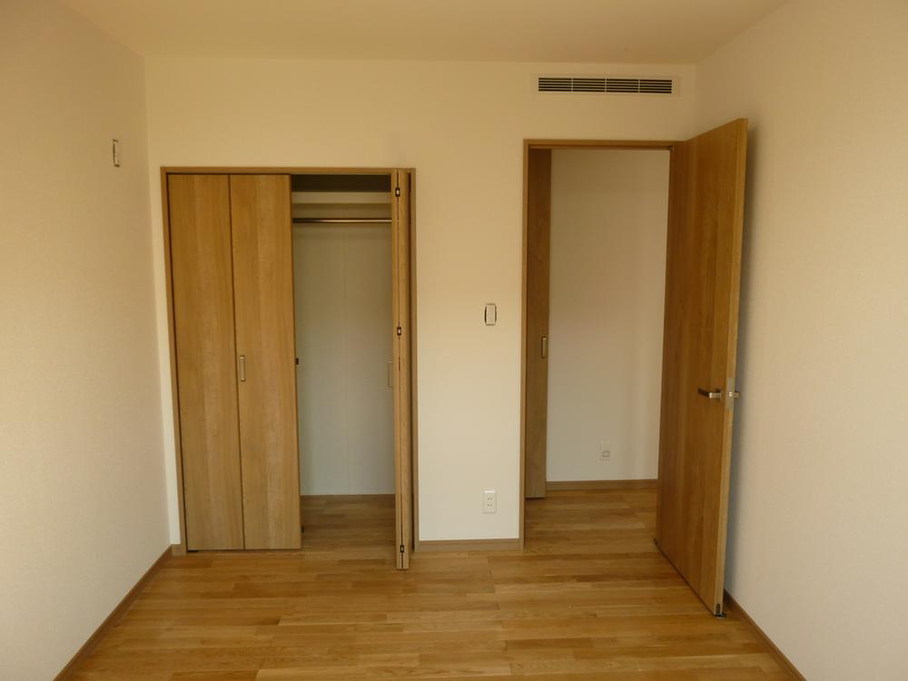 Receipt. Indoor (11 May 2012) shooting