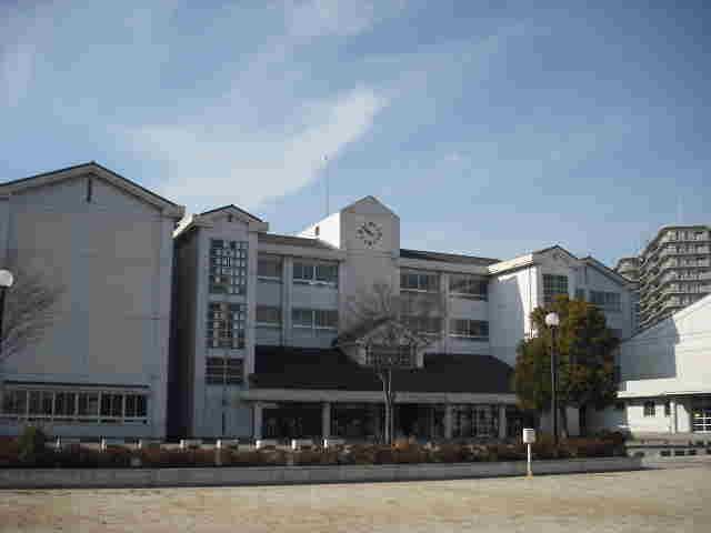 Primary school. Moriyama 839m stand - site until the hill elementary school