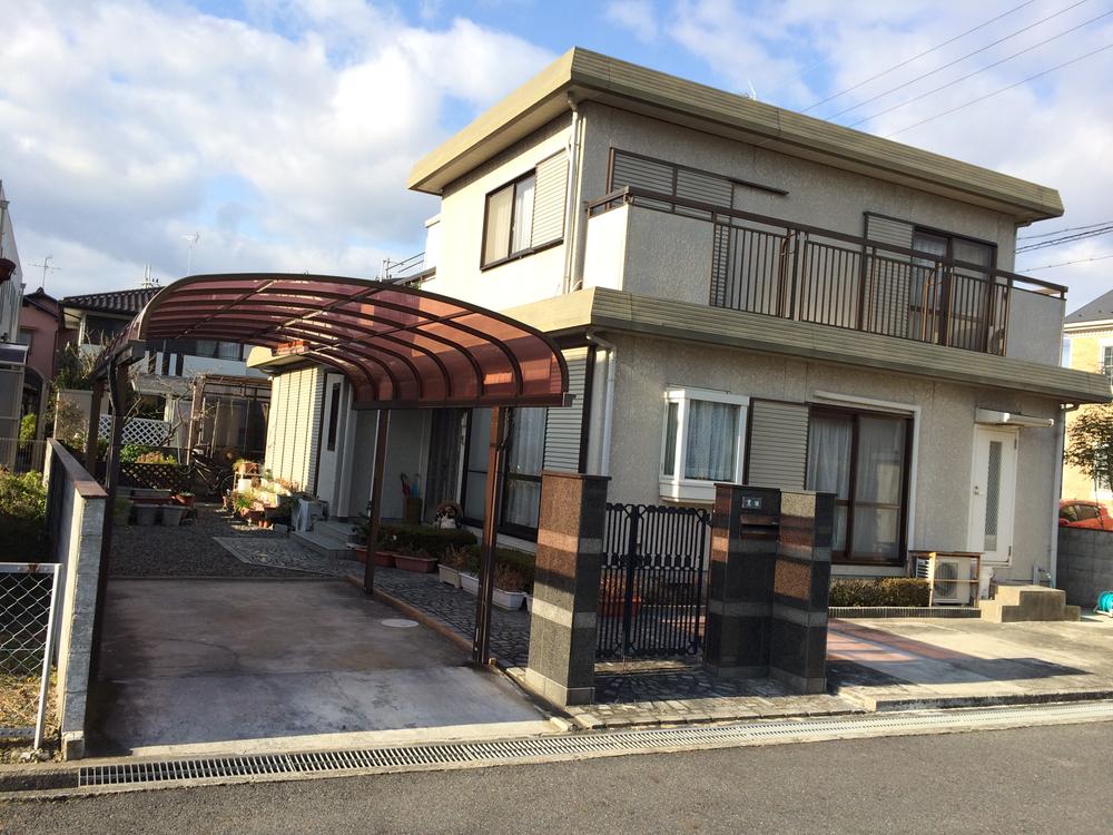 Local appearance photo