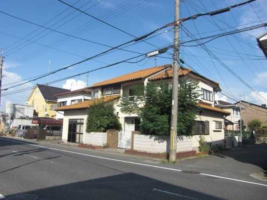 Local appearance photo. Exterior (1)