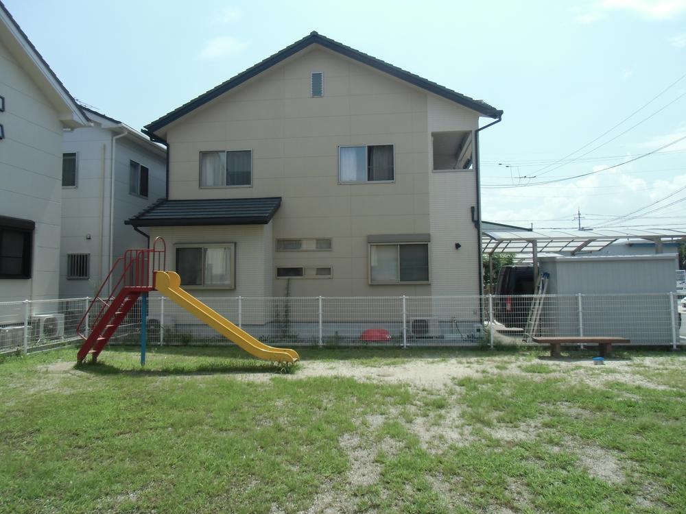 Local appearance photo