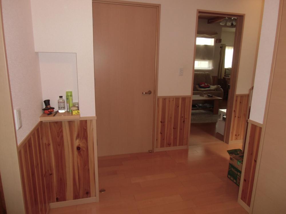 Other introspection. We are living the waist planking from do entrance hall