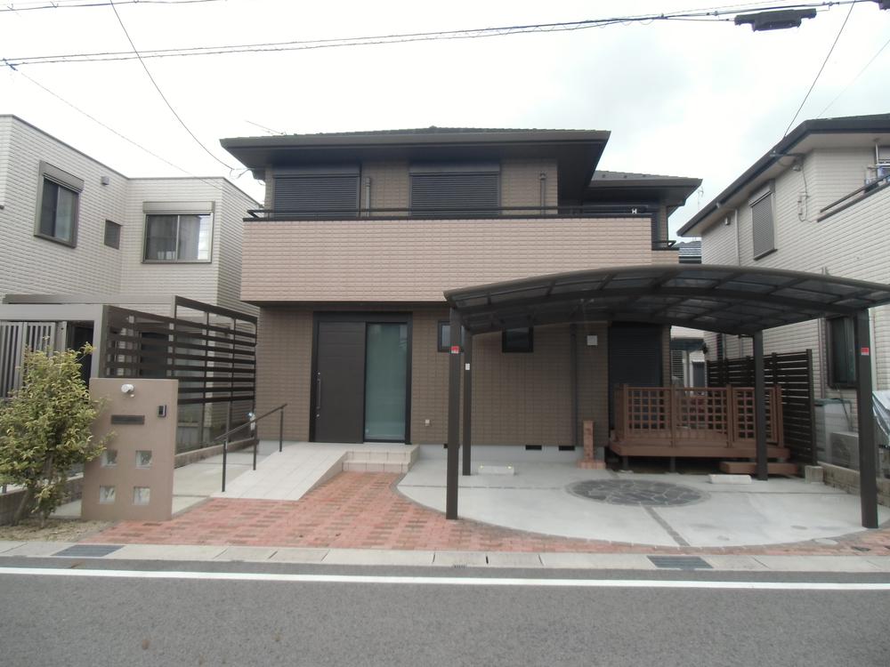 Local appearance photo