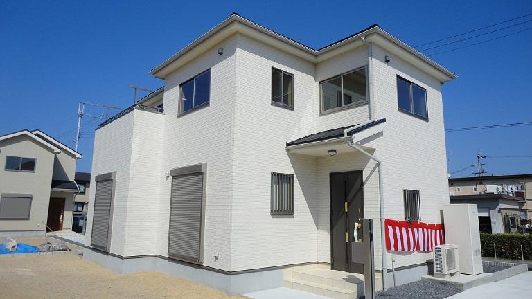 Local appearance photo. Local (10 May 2013) Shooting