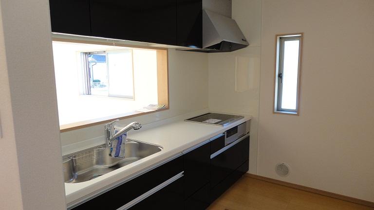 Kitchen. Indoor (10 May 2013) Shooting