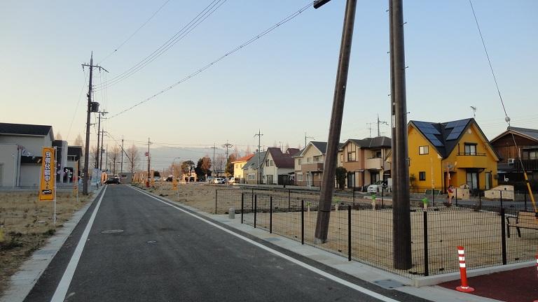 Local photos, including front road. Local (January 2013) Shooting