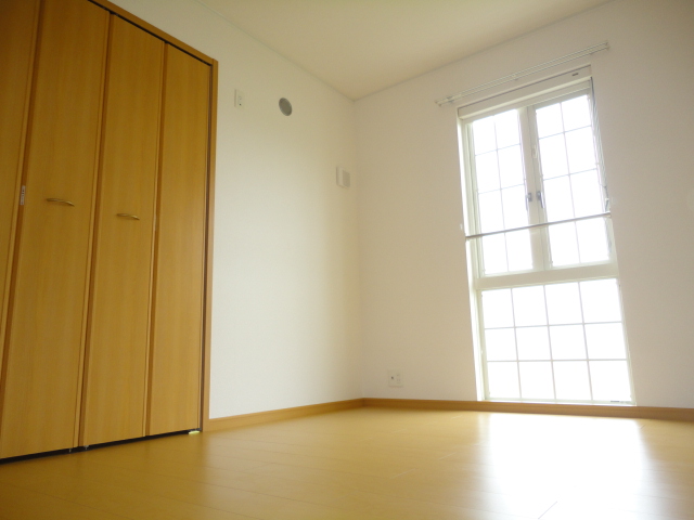 Other room space. It is spacious Western-style
