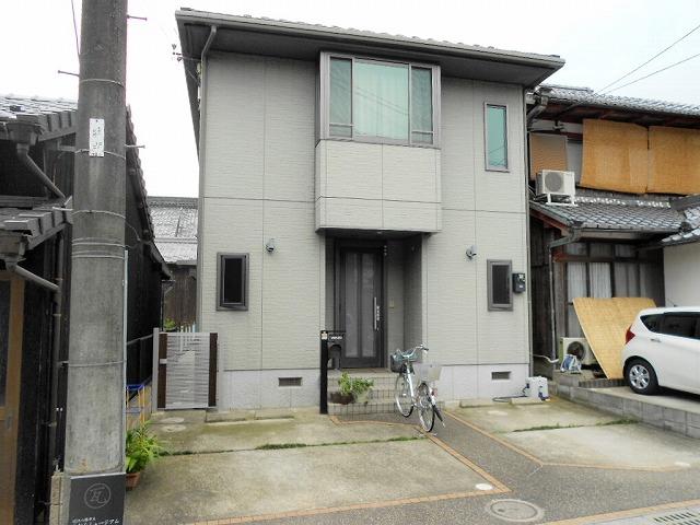 Parking lot. Local (July 2013) Shooting