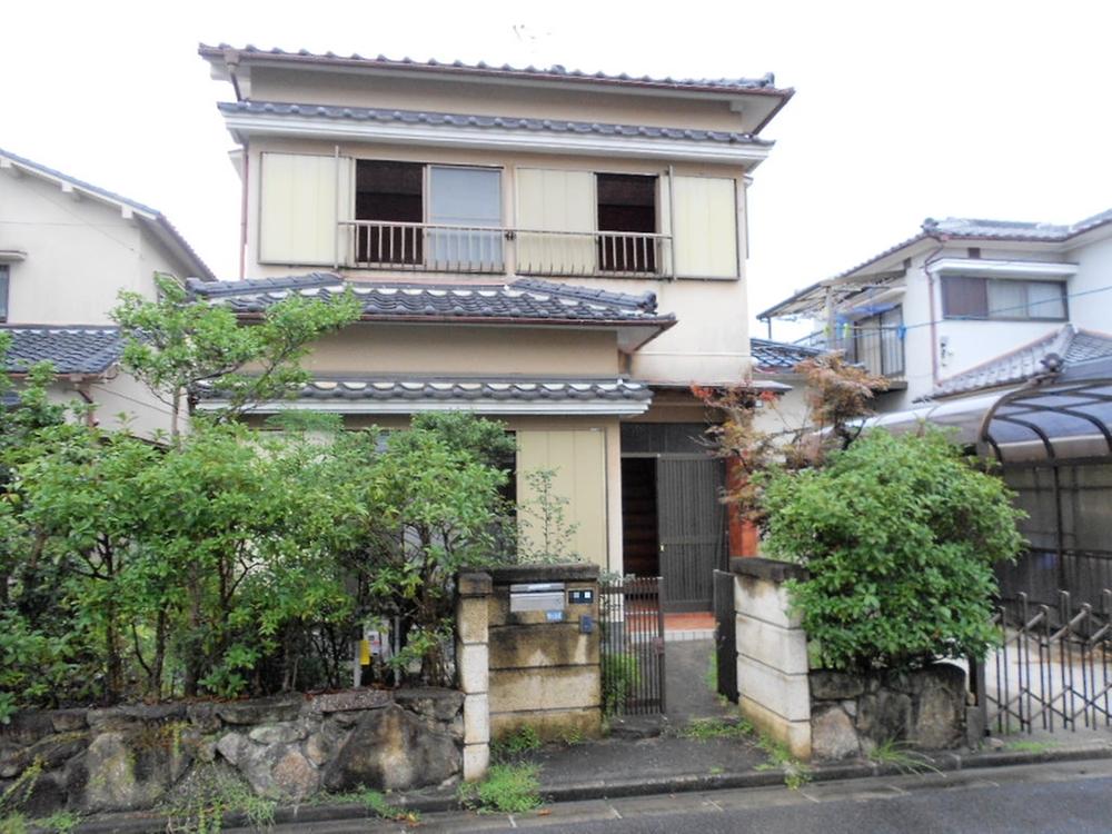 Local appearance photo. Local (September 2013) Shooting