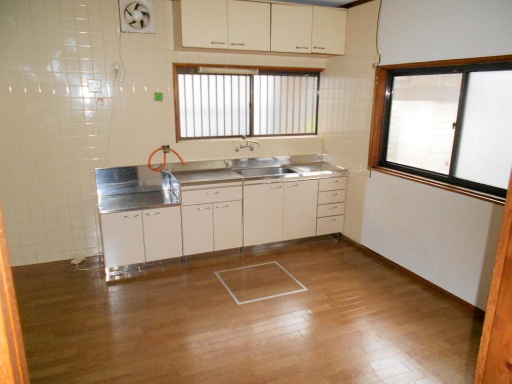 Kitchen. Indoor (September 2013) Shooting