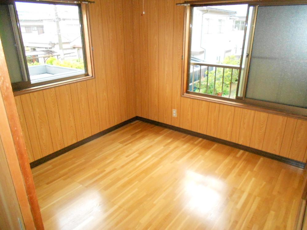 Non-living room. Indoor (September 2013) Shooting