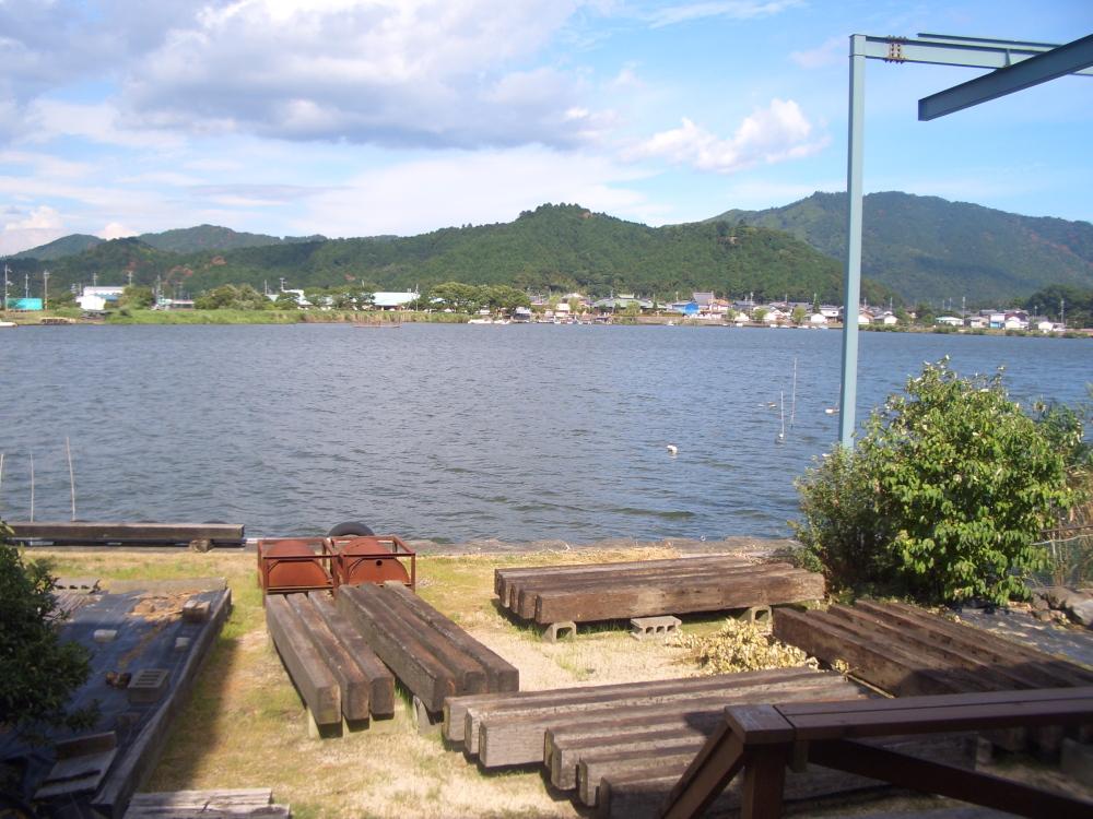 View photos from the dwelling unit. View from local (May 2011) shooting