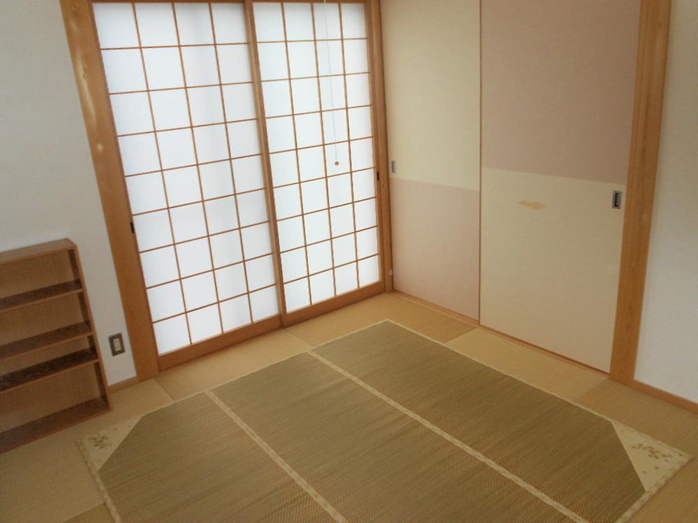 Non-living room. Indoor (September 2013) Shooting