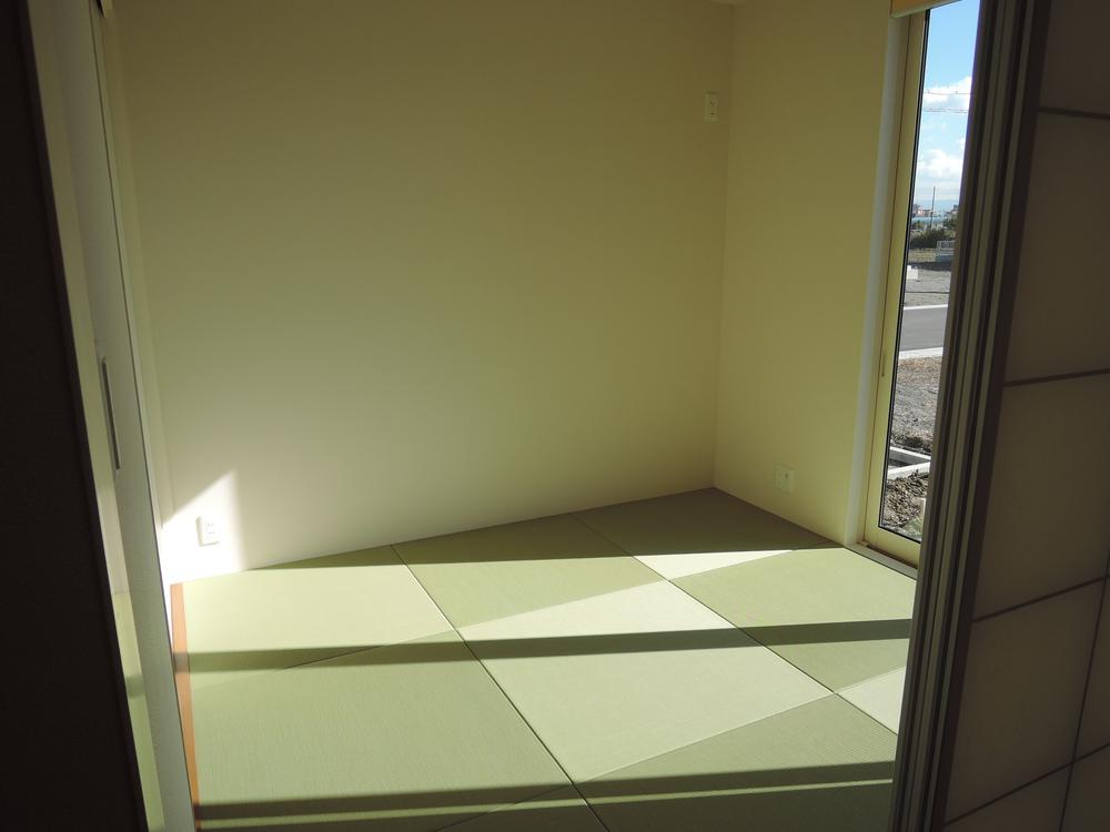 Other introspection. Japanese style room