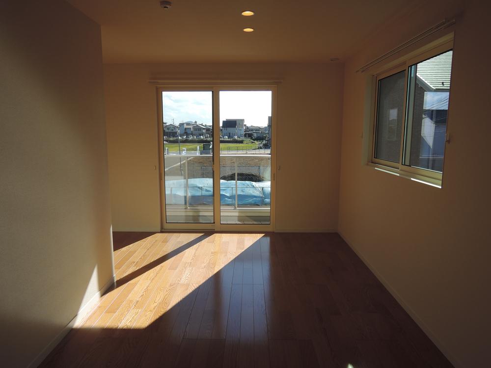 Other introspection. Western style room