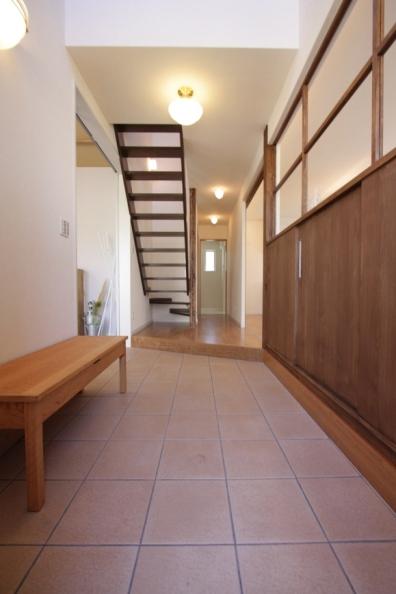 Entrance. Shoes you can store plenty for large entrance fixtures shoebox there is a blow-by.