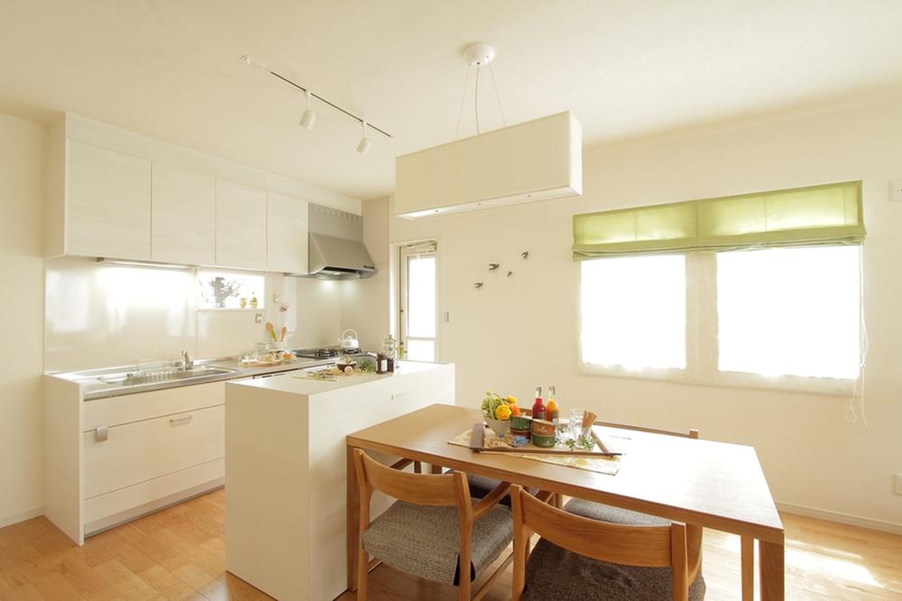 Kitchen. Kitchen and dining has become efficiency good flow line.