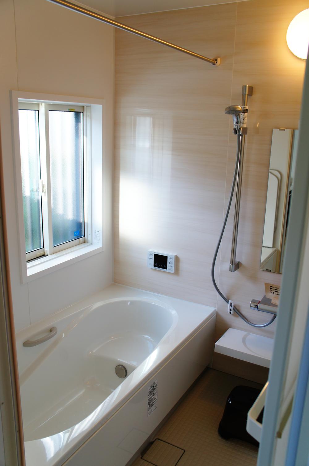 Bathroom. LIXIL Kireiyu