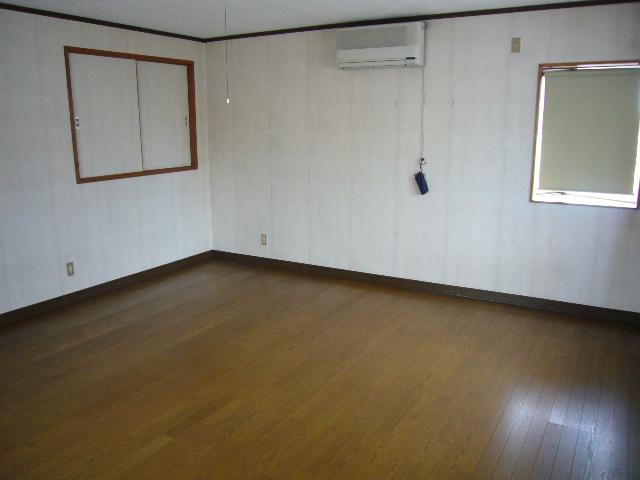 Non-living room. Indoor (July 2013) Shooting