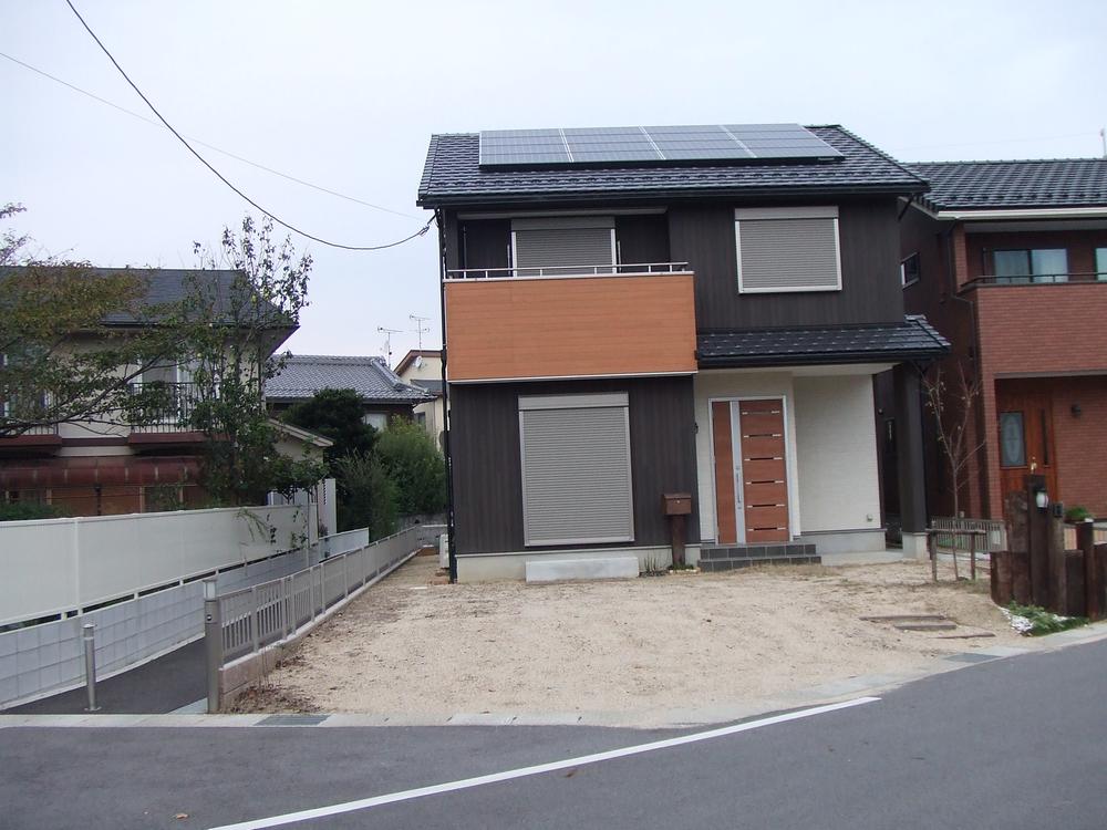 Local appearance photo. Local (11 May 2013) Shooting