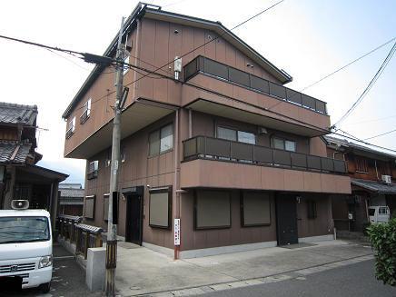 Local appearance photo