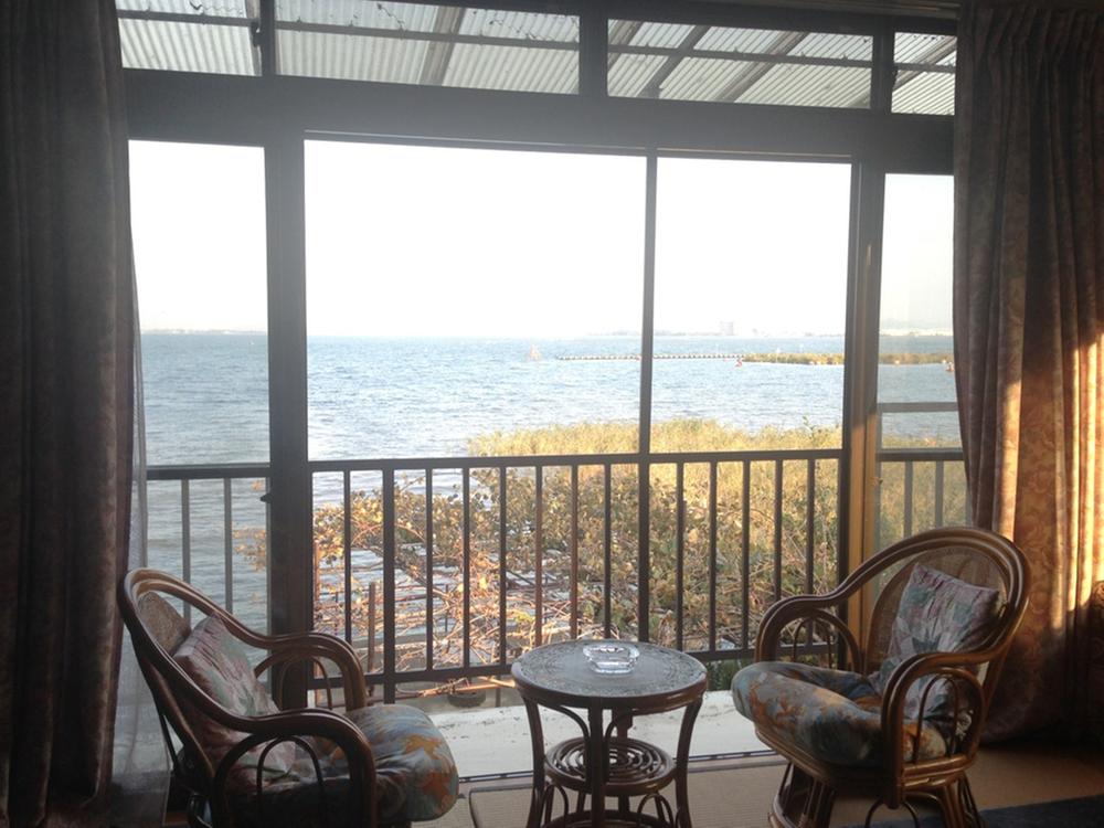 Living. Indoor (10 May 2013) Shooting