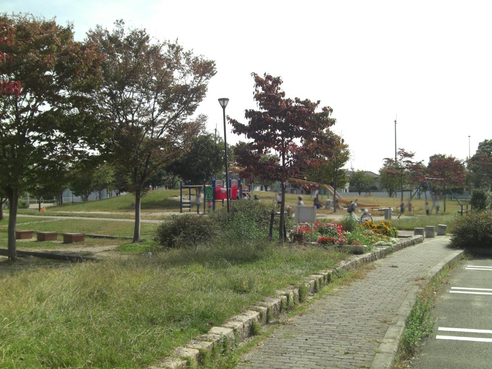 park. 796m until Ichiriyama park