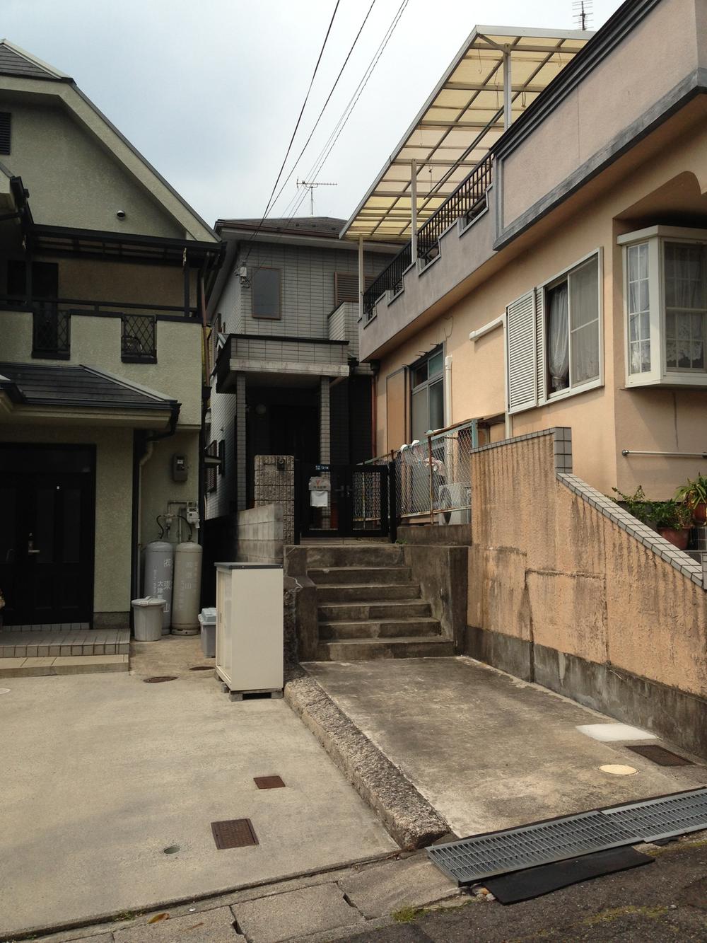 Local appearance photo. Local (April 2013) Shooting