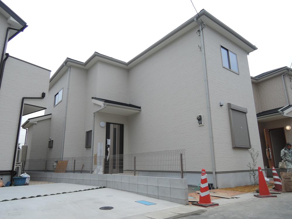 Same specifications photos (appearance). (1 Building) same specification