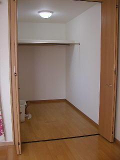 Receipt. Local (09 May 2013) Shooting