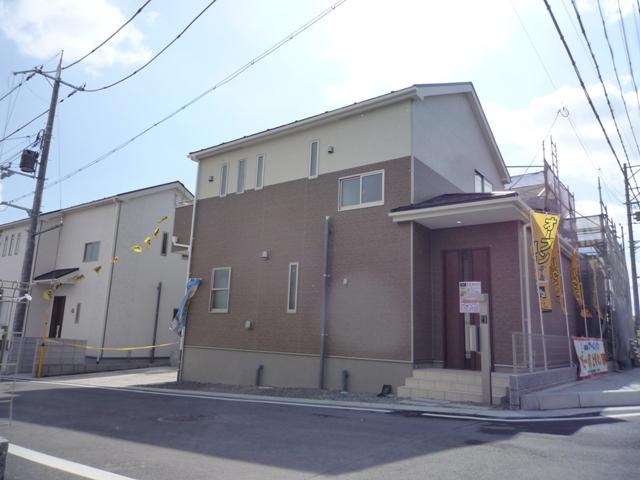 Same specifications photos (appearance). Land leisurely 56 square meters parking three and Nantei attractive