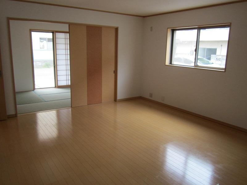 Living. Room (May 2013) Shooting