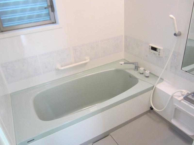 Bathroom. Room (May 2013) Shooting