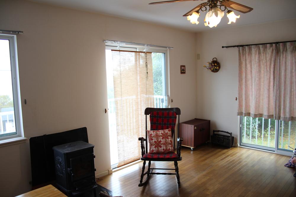 Living. Indoor (12 May 2013) Shooting