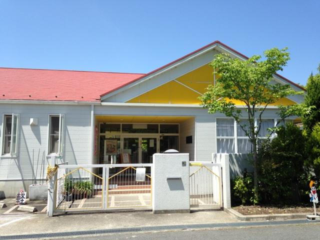 kindergarten ・ Nursery. Nursery located in the 400m Town to the private Maya nursery school. Nursery school nearby, Safely in two-earner.