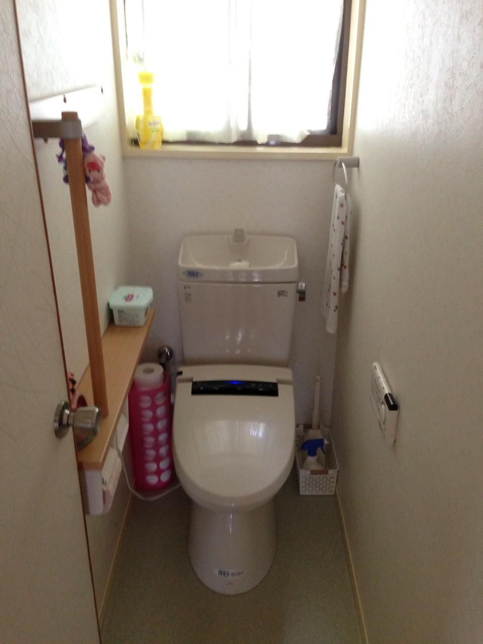 Toilet. Indoor (July 2013) Shooting