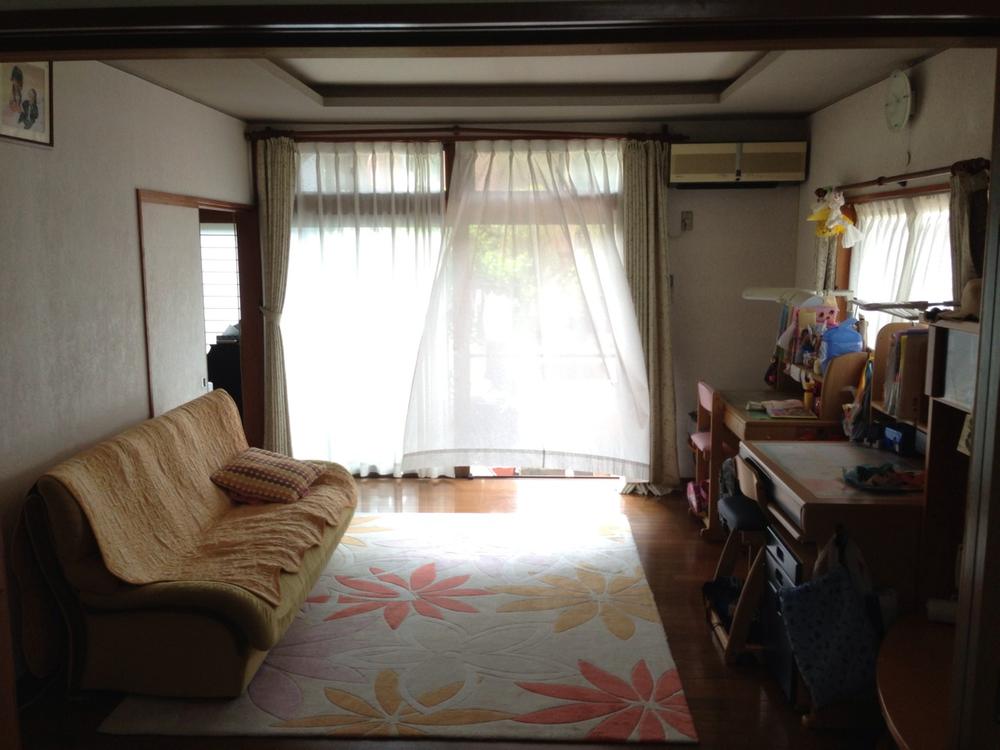 Non-living room. Indoor (July 2013) Shooting