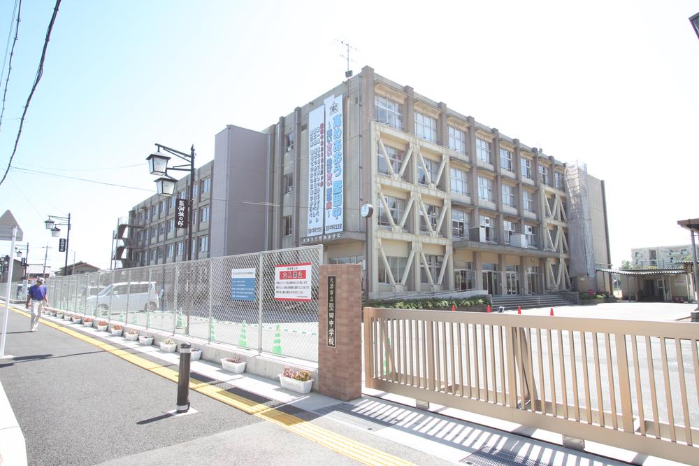 Junior high school. Katada 1250m until junior high school