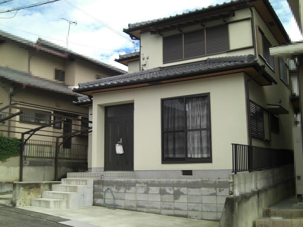 Local appearance photo. Local (09 May 2013) Shooting