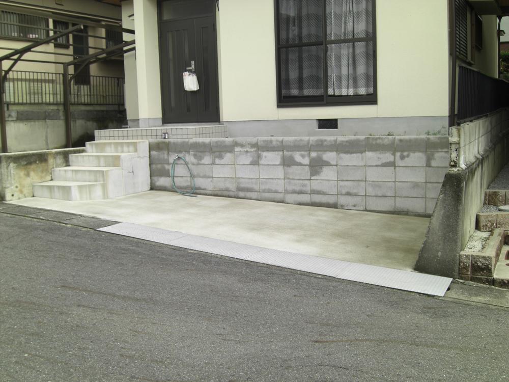 Local photos, including front road. Local (09 May 2013) Shooting