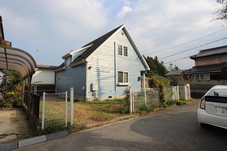 Local photos, including front road. 2013 November shooting