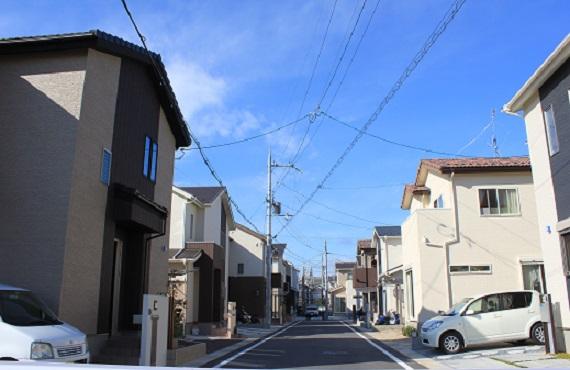 Local photos, including front road. Bird Town Seta Ogaya Grand Daddy streets All 48 compartments. (H25.12.20 shooting)