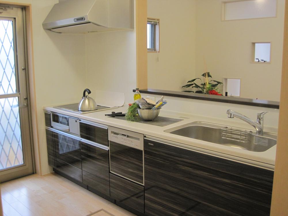 Kitchen. Same specifications