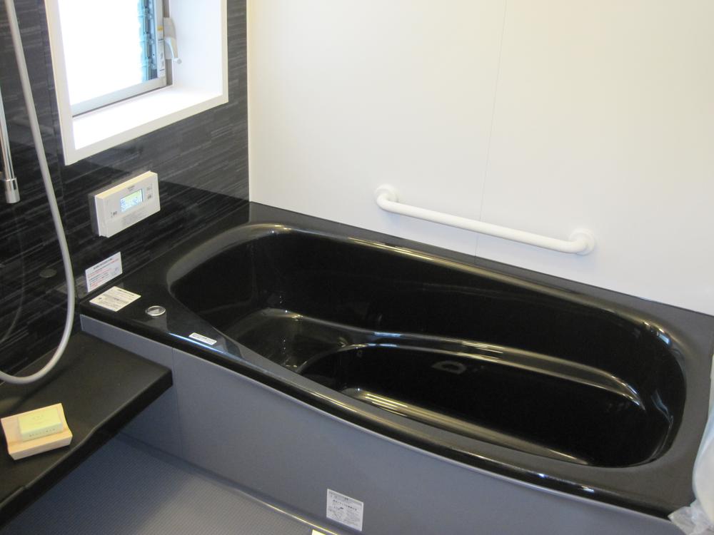 Bathroom. Indoor (September 2012) shooting