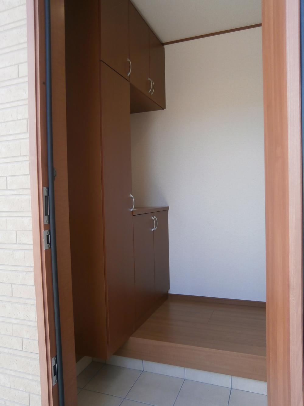 Entrance. Local (11 May 2013) Shooting